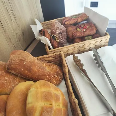 Thalya Luxury Bed & Breakfast 3*