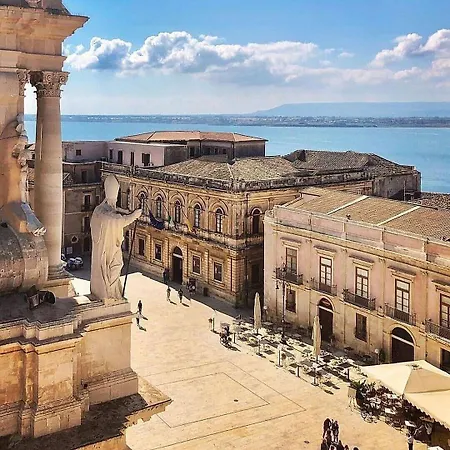 Thalya Luxury Bed & Breakfast Syracuse