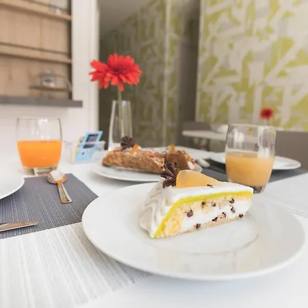 Bed & Breakfast Thalya Luxury 3*