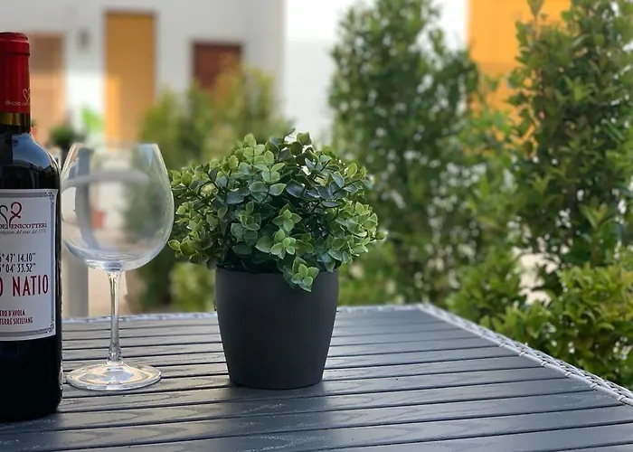 Alojamento de Acomodação e Pequeno-almoço Thalya Luxury 4*