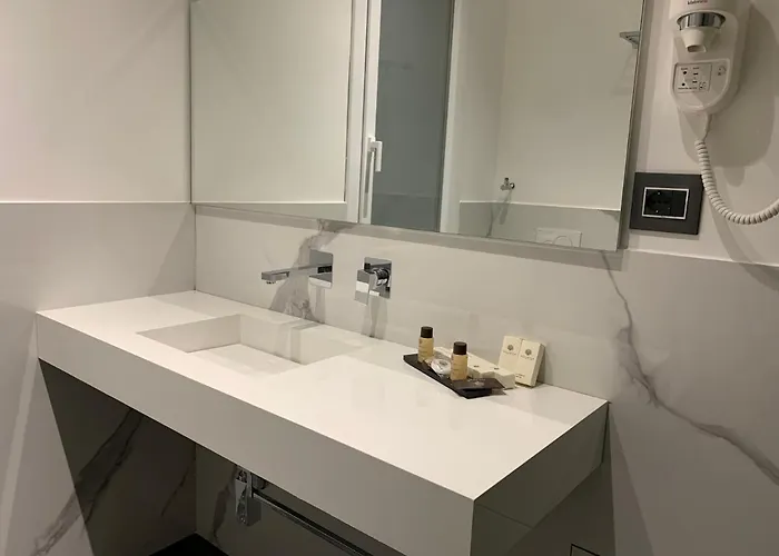 Thalya Luxury Alojamento de Acomodação e Pequeno-almoço 4*