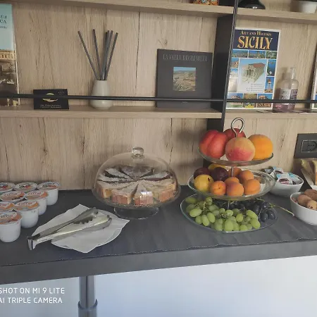 Thalya Luxury Panzió Szirakúza